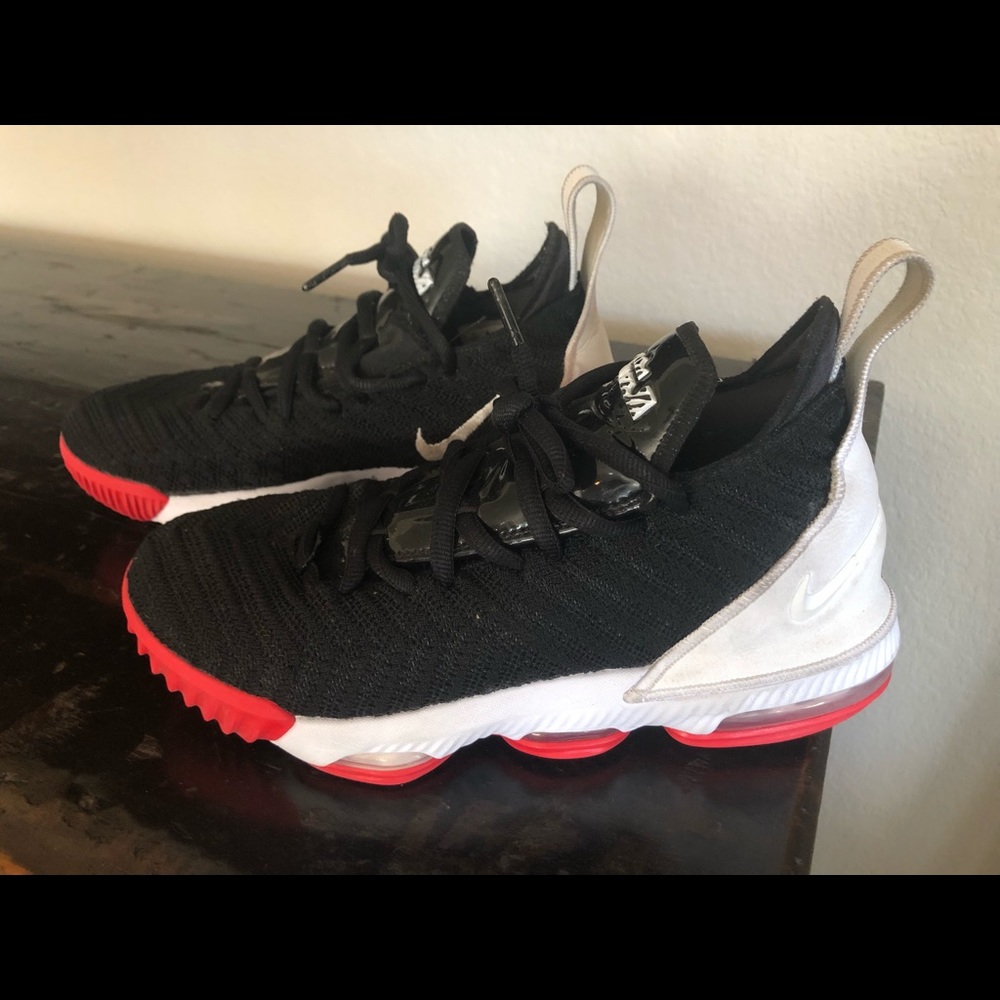 Men’s basketball Lebron James shoes